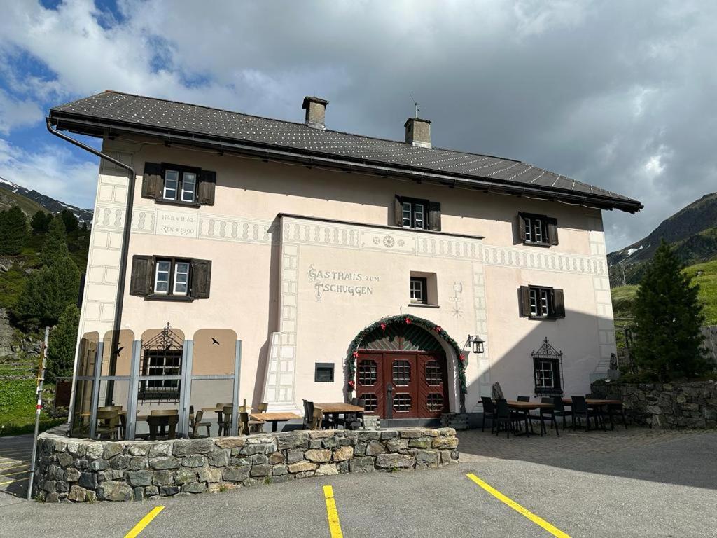 Tschuggen Herberg